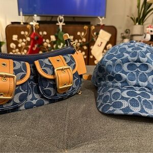 Coach signature denim Ashton bag like new